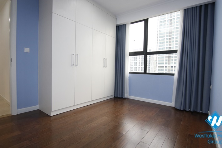 High-end three-bedroom apartment with lake view in D'capital building on Tran Duy Hung st, Cau Giay
